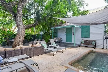 Atocha Cottage Key West 0*,