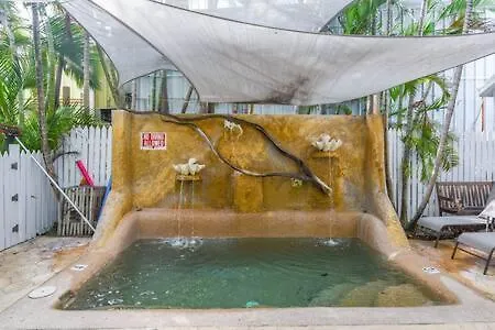 Atocha Cottage Key West Apartment